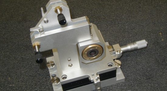Shaft alignment fixture for helicopter rotor assemblies.